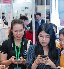 Vietnam Medipharm Expo 2024 khám phá xu hướng chăm sóc sức khỏe toàn cầu